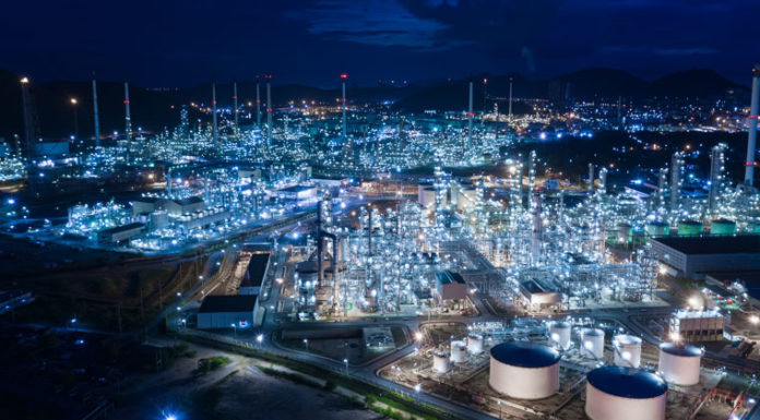 Ministerstwo Energii: Nowe niższe taryfy na sprzedaż energii w ostatnim kwartale 2025 roku